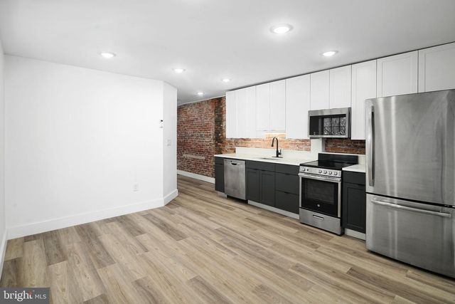 212 CATHARINE ST, Philadelphia, PA 19147