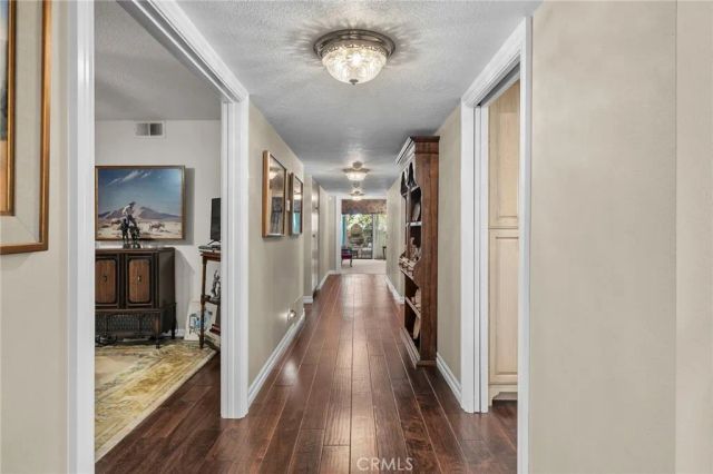 887 Via Maria, Upland, CA 91784