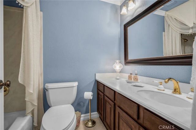 887 Via Maria, Upland, CA 91784