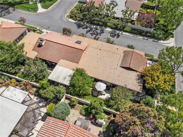 887 Via Maria, Upland, CA 91784