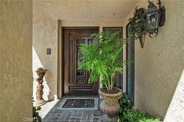 887 Via Maria, Upland, CA 91784