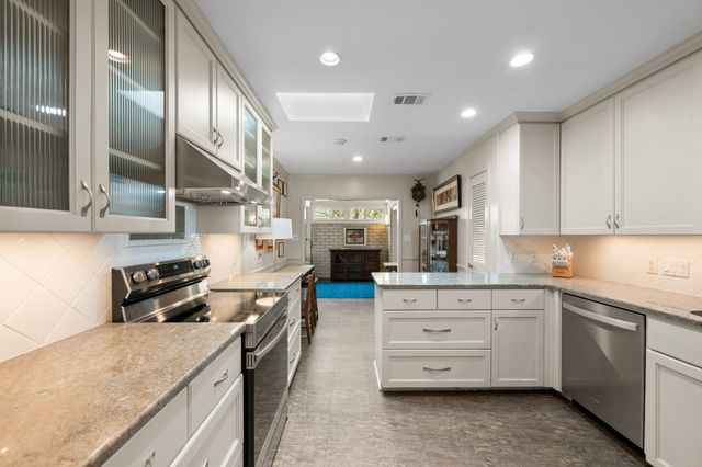 8107 Middle CT, Austin, TX 78759