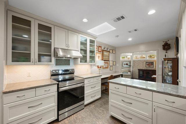 8107 Middle CT, Austin, TX 78759