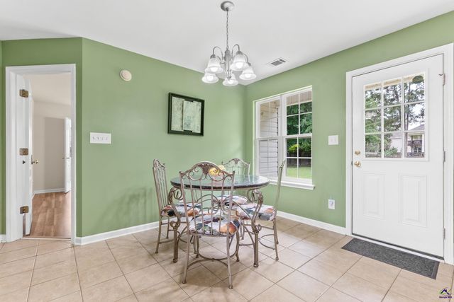 205 Olde Hickory Circle, Bonaire, GA 31005