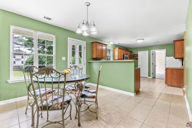 205 Olde Hickory Circle, Bonaire, GA 31005