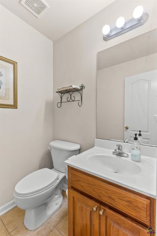205 Olde Hickory Circle, Bonaire, GA 31005