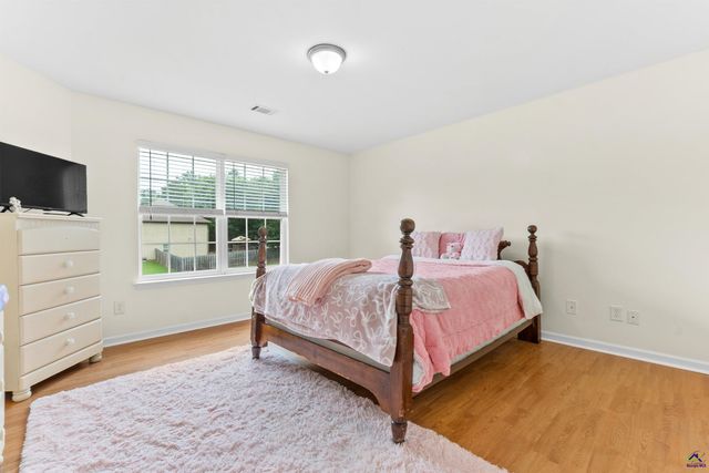 205 Olde Hickory Circle, Bonaire, GA 31005
