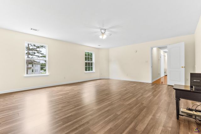 205 Olde Hickory Circle, Bonaire, GA 31005