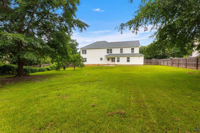 205 Olde Hickory Circle, Bonaire, GA 31005