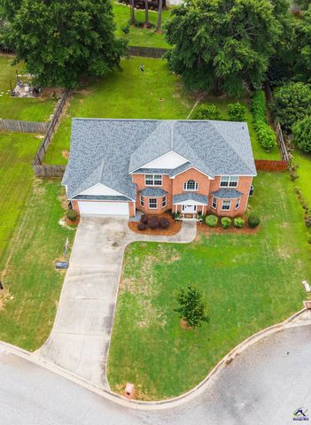 205 Olde Hickory Circle, Bonaire, GA 31005