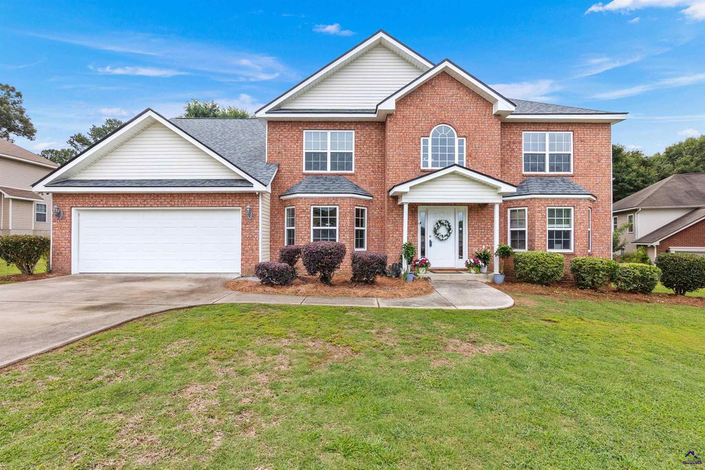 205 Olde Hickory Circle, Bonaire, GA 31005
