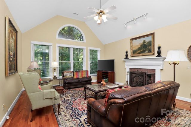 8902 Taunton Drive, Huntersville, NC 28078