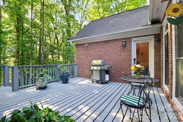 8902 Taunton Drive, Huntersville, NC 28078