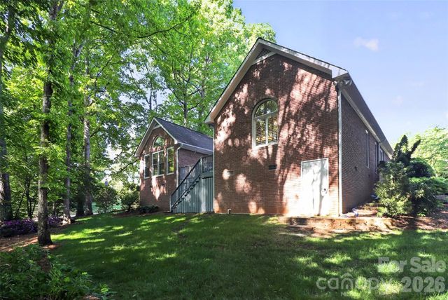 8902 Taunton Drive, Huntersville, NC 28078