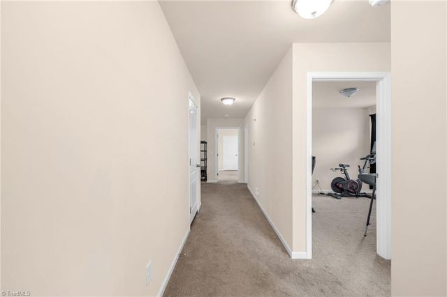 5703 Midstream Circle, Clemmons, NC 27012