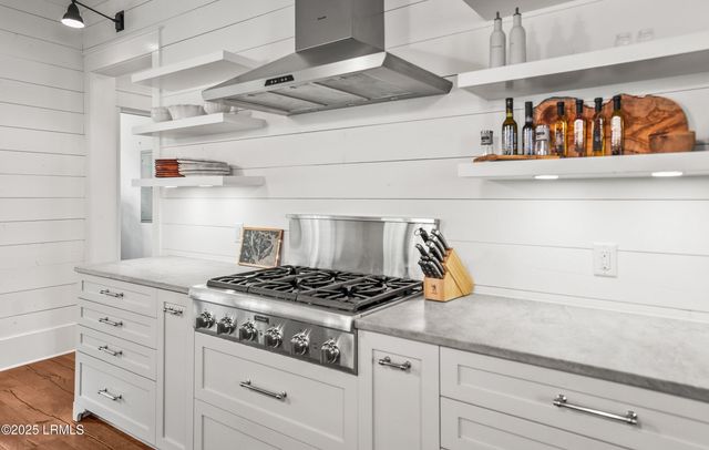 575 Distant Island Drive, Beaufort, SC 29907