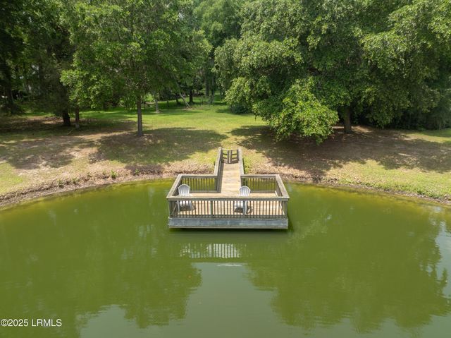 575 Distant Island Drive, Beaufort, SC 29907