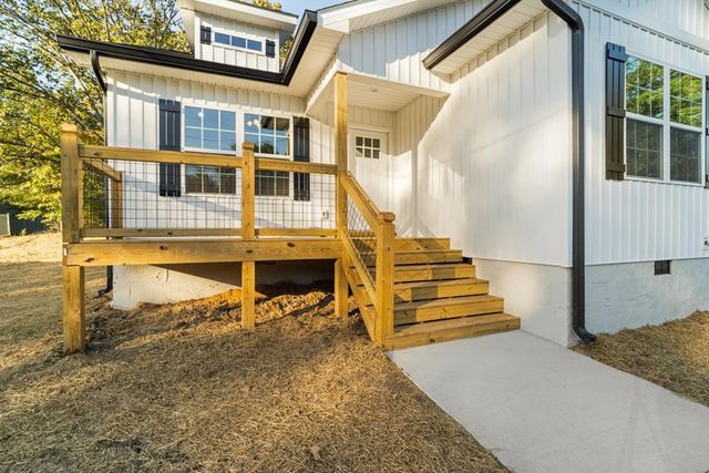 805 Willeve St, Dalton, GA 30721