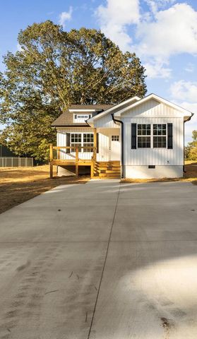 805 Willeve St, Dalton, GA 30721