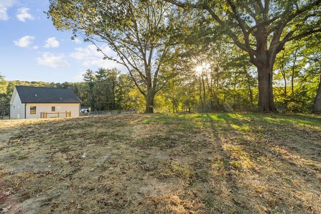 805 Willeve St, Dalton, GA 30721