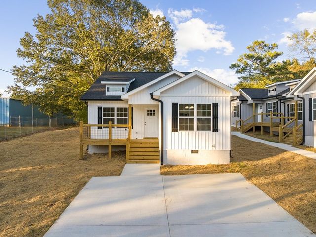 805 Willeve St, Dalton, GA 30721