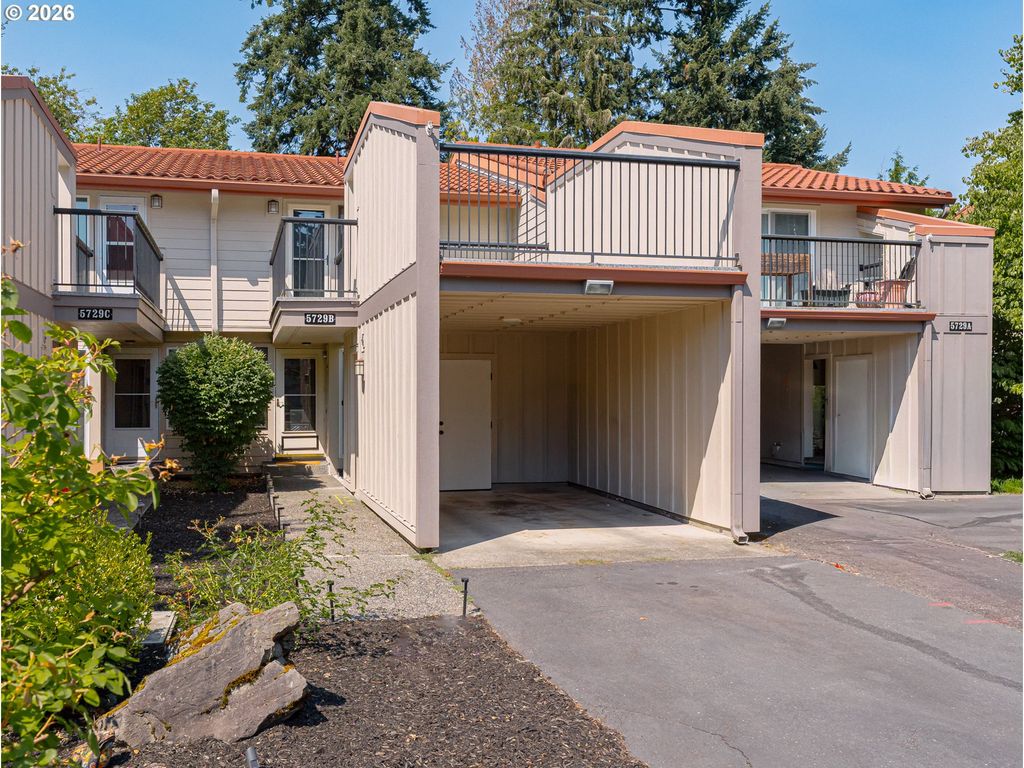 5729 Ne HAZEL DELL Ave B, Vancouver, WA 98663