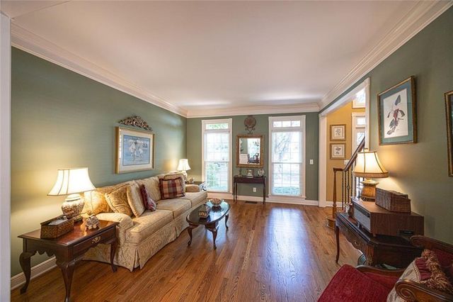 2124 York River Way, Suwanee, GA 30024