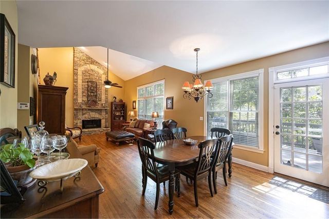 2124 York River Way, Suwanee, GA 30024