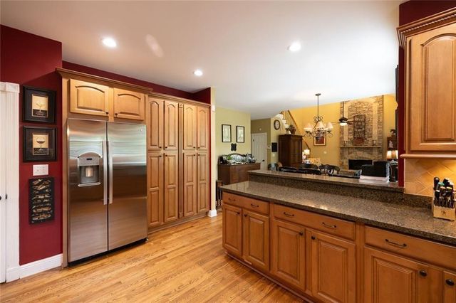 2124 York River Way, Suwanee, GA 30024