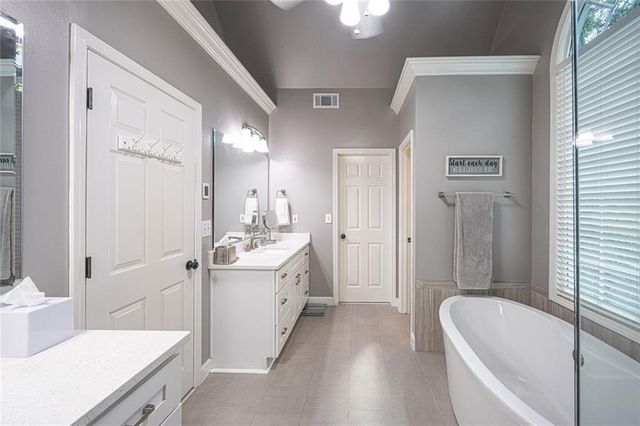 2124 York River Way, Suwanee, GA 30024