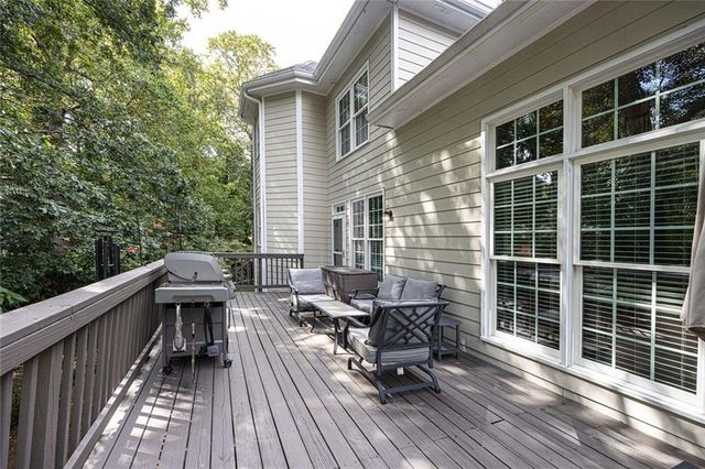 2124 York River Way, Suwanee, GA 30024