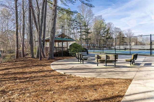 2124 York River Way, Suwanee, GA 30024