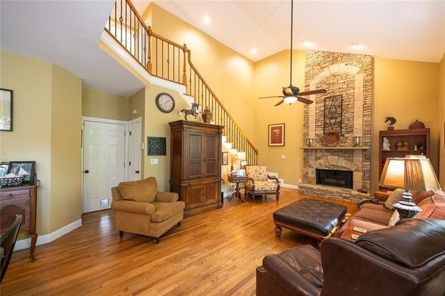 2124 York River Way, Suwanee, GA 30024