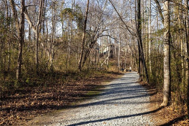 2124 York River Way, Suwanee, GA 30024