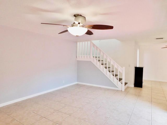 4155 Turnberry Circle 29, Lake Worth, FL 33467