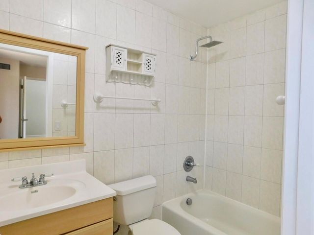 4155 Turnberry Circle 29, Lake Worth, FL 33467