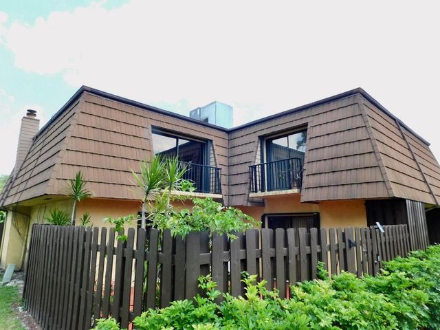4155 Turnberry Circle 29, Lake Worth, FL 33467