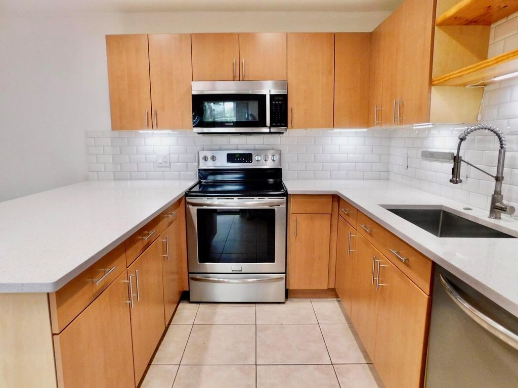 4155 Turnberry Circle 29, Lake Worth, FL 33467