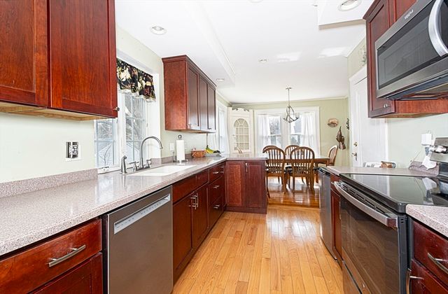 15 Monroe Street, Shrewsbury, MA 01545