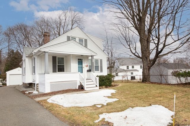 15 Monroe Street, Shrewsbury, MA 01545
