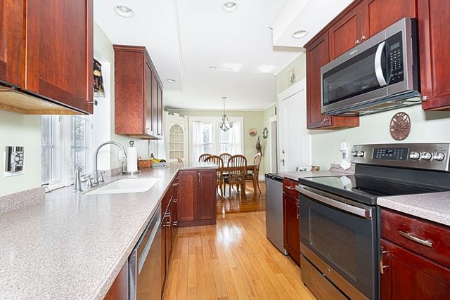 15 Monroe Street, Shrewsbury, MA 01545