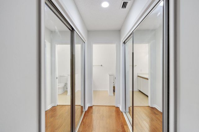 61 N Ironwood Way, Palm Beach Gardens, FL 33418