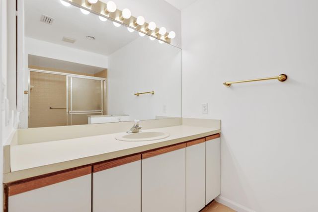 61 N Ironwood Way, Palm Beach Gardens, FL 33418