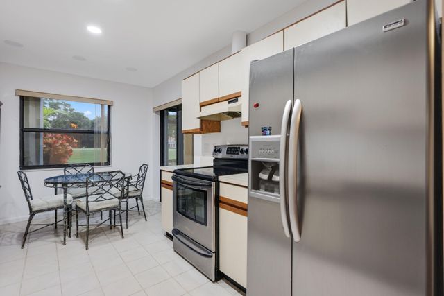 61 N Ironwood Way, Palm Beach Gardens, FL 33418