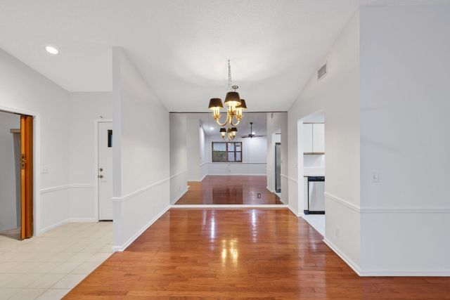 61 N Ironwood Way, Palm Beach Gardens, FL 33418