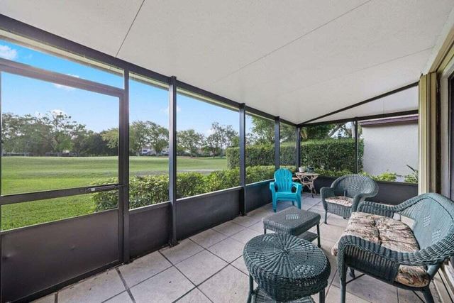 61 N Ironwood Way, Palm Beach Gardens, FL 33418