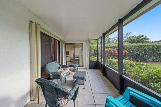 61 N Ironwood Way, Palm Beach Gardens, FL 33418