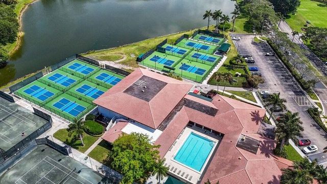 61 N Ironwood Way, Palm Beach Gardens, FL 33418