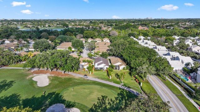 61 N Ironwood Way, Palm Beach Gardens, FL 33418