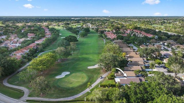 61 N Ironwood Way, Palm Beach Gardens, FL 33418